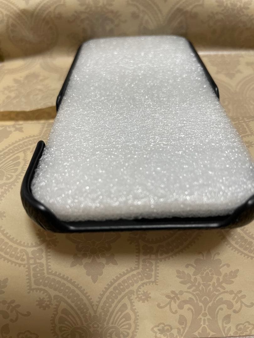 未使用【BALENCIAGA】正規品iPhone12 miniケース