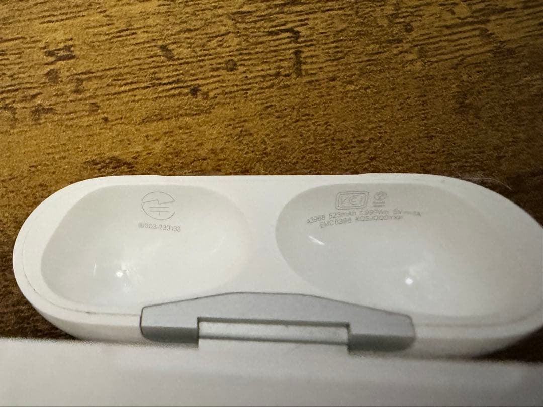 真*空様 AirPods Pro 第2世代 USB-C タイプ