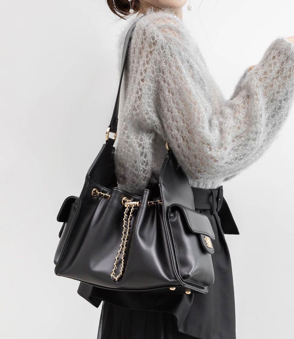 RANDA ランダ　巾着 デザイン ショルダー バッグ ブラック　黒