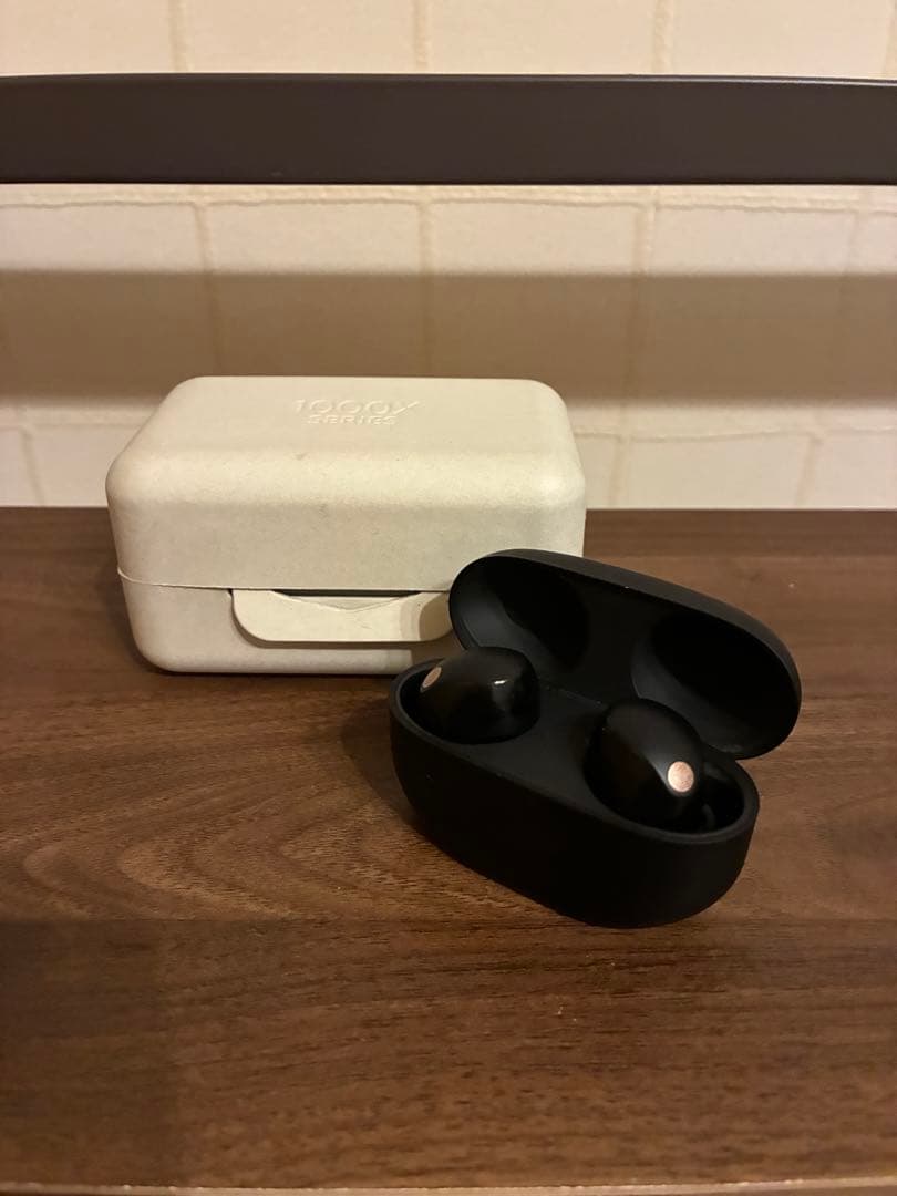 SONY WF-1000XM5 本体　中古