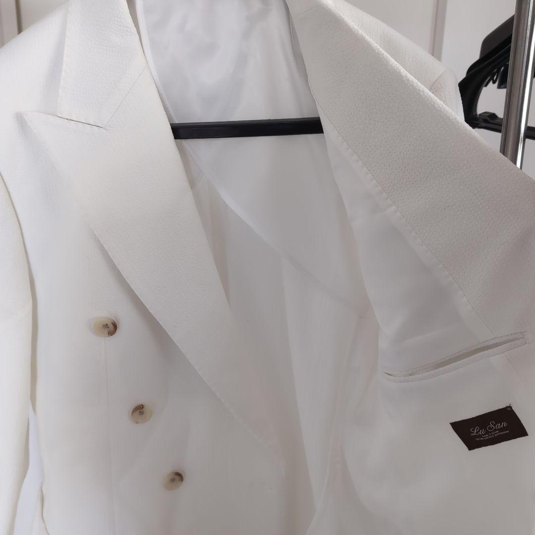 ホワイト ダブルブレストスーツ