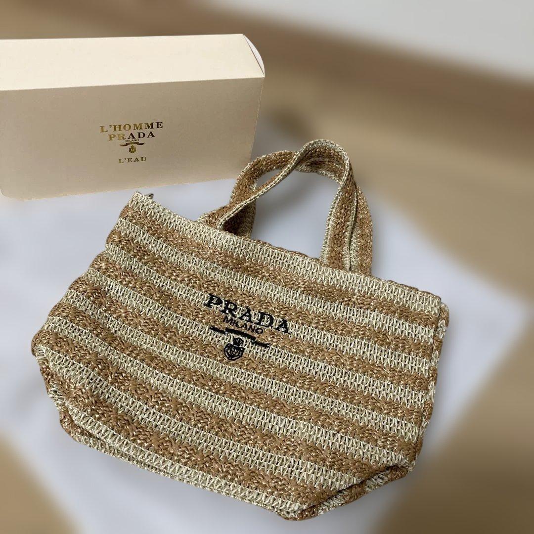 PRADA ノベルティカゴバック