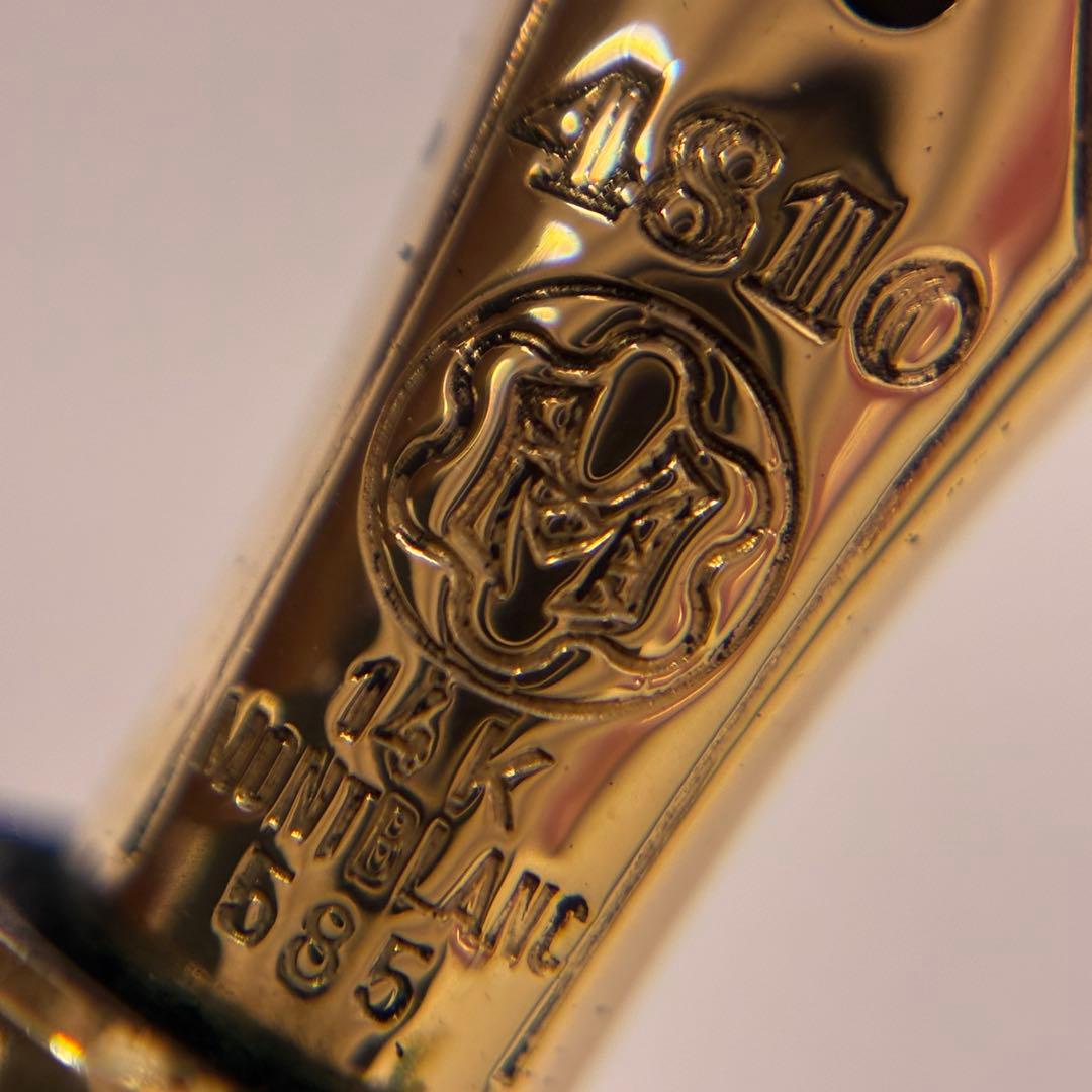 ◇MONTBLANCの万年筆とボールペンのセットです。