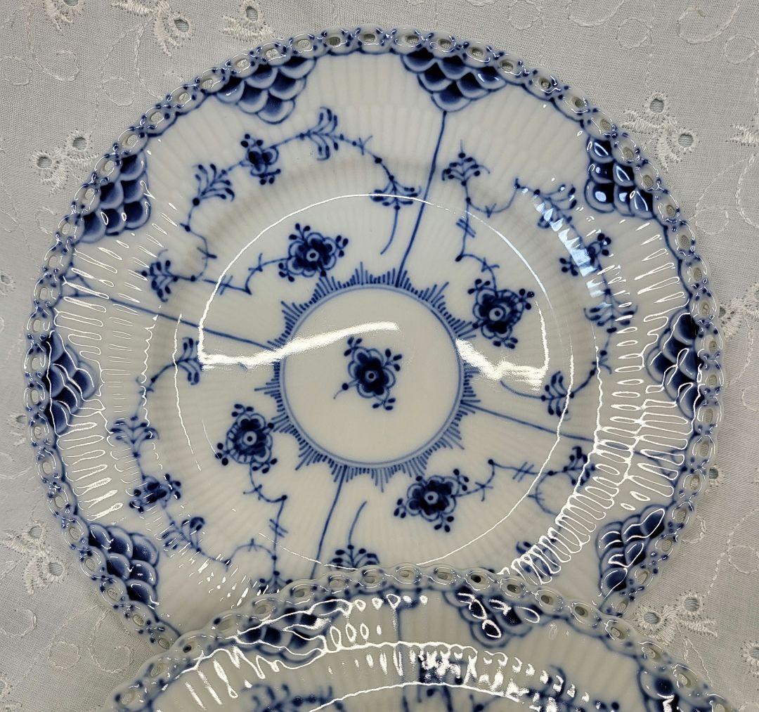 美品✨ロイヤルコペンハーゲン ブルーフルーテッド フルレース プレート 皿①