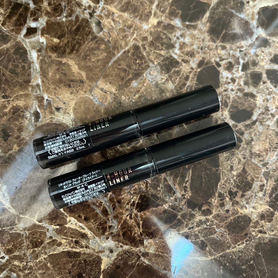 リキッドラストライナー　ポイントブラック