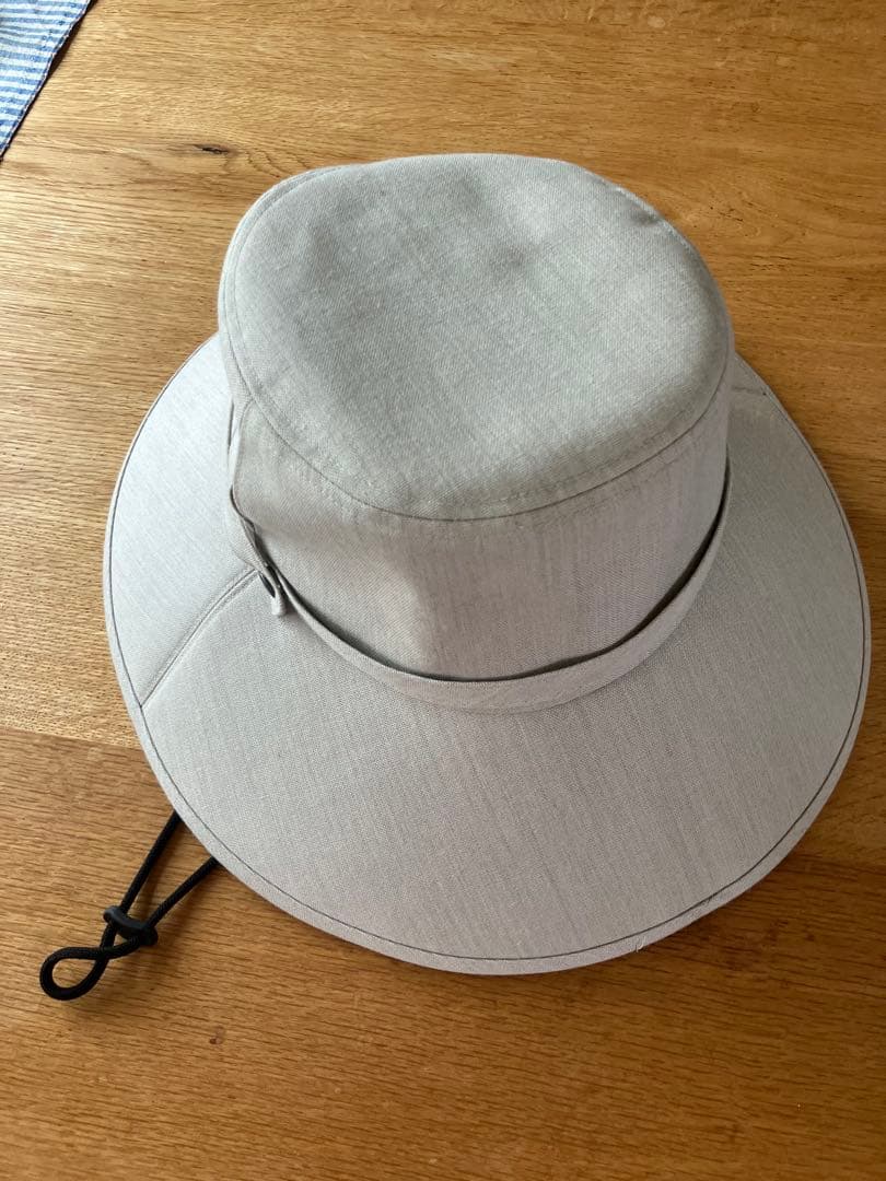 SUN BARRIER 100 サンバリア　ウィンドハット　アイボリー