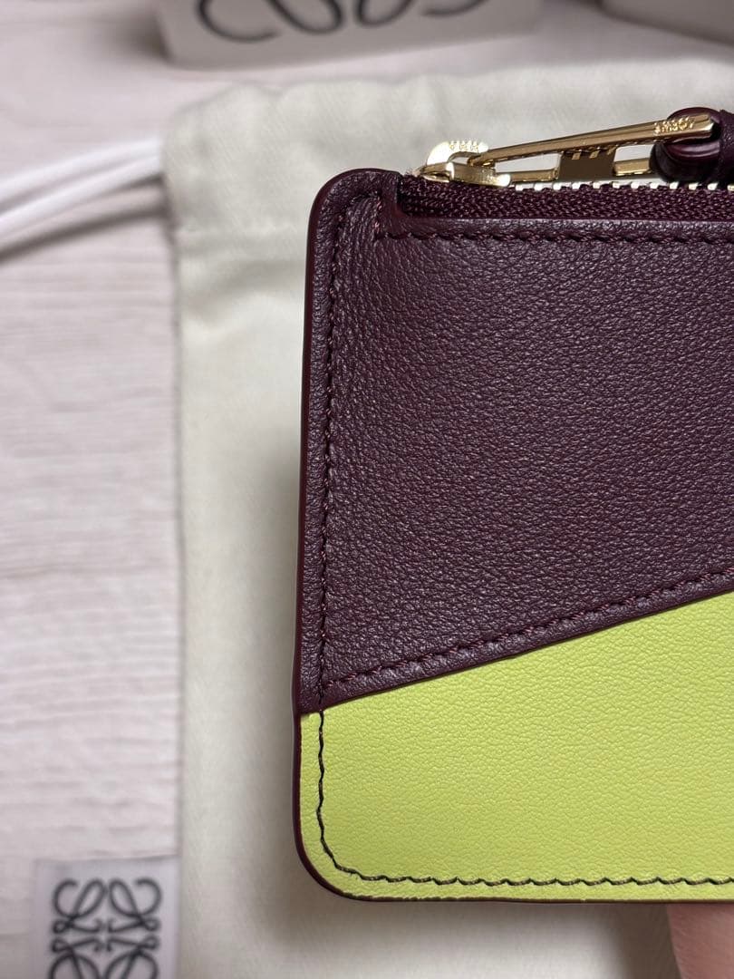 LOEWEパズルカードホルダー