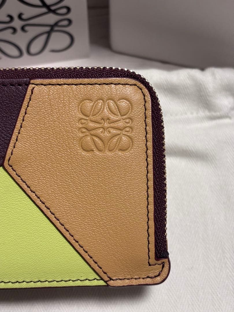 LOEWEパズルカードホルダー