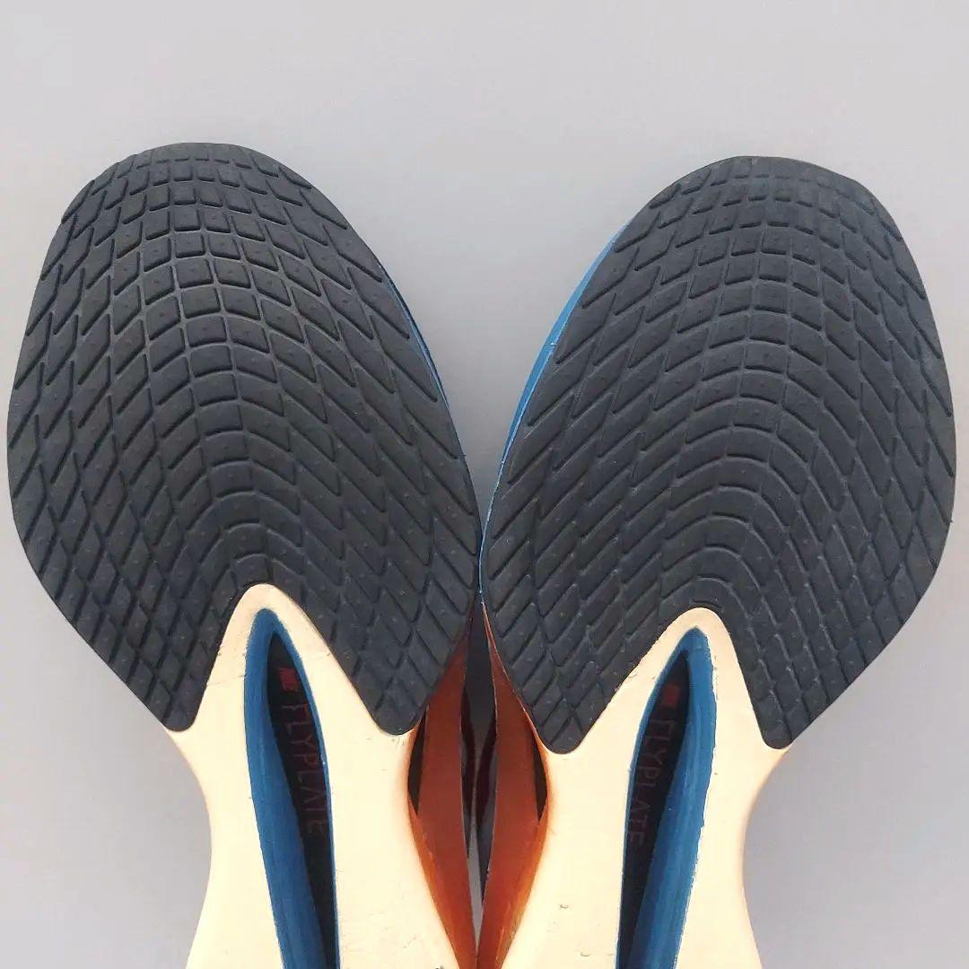 【美品】 ヴェイパーフライ4 プレミアム 27cm