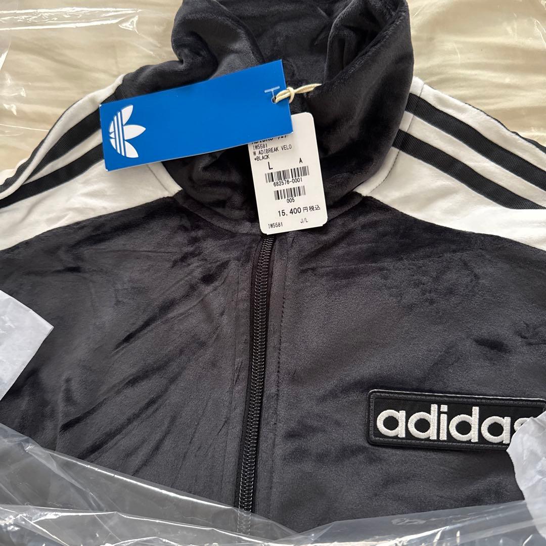お値下げ中　adidas アディブレイク ベロア トラックトップ