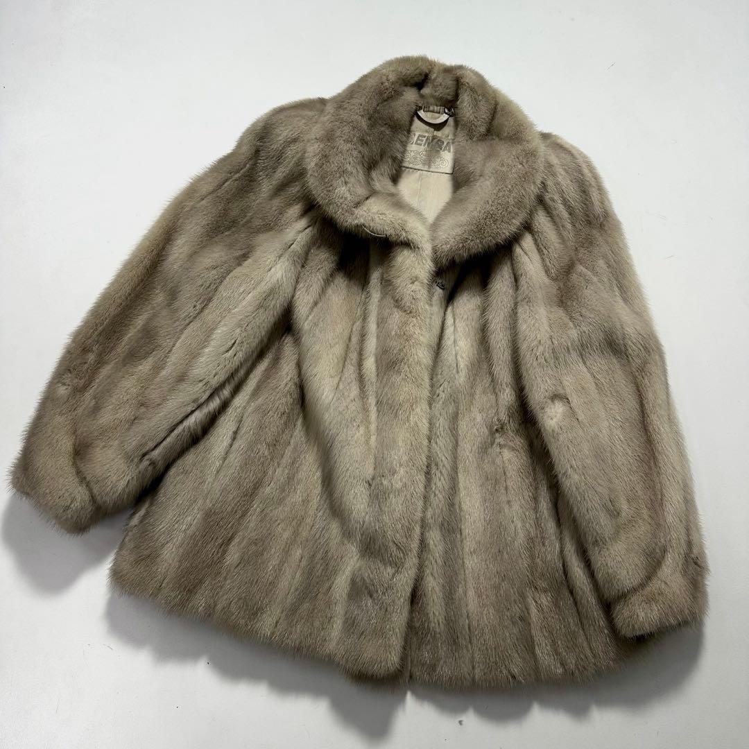 ボリューム◎丸襟　EMBA サファイアミンク ファーコート