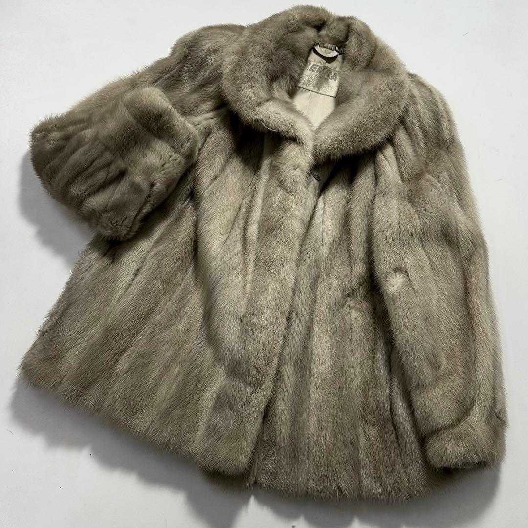 ボリューム◎丸襟　EMBA サファイアミンク ファーコート