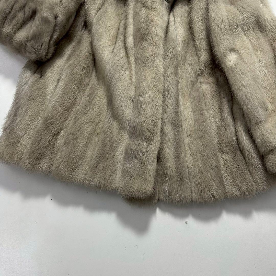 ボリューム◎丸襟　EMBA サファイアミンク ファーコート