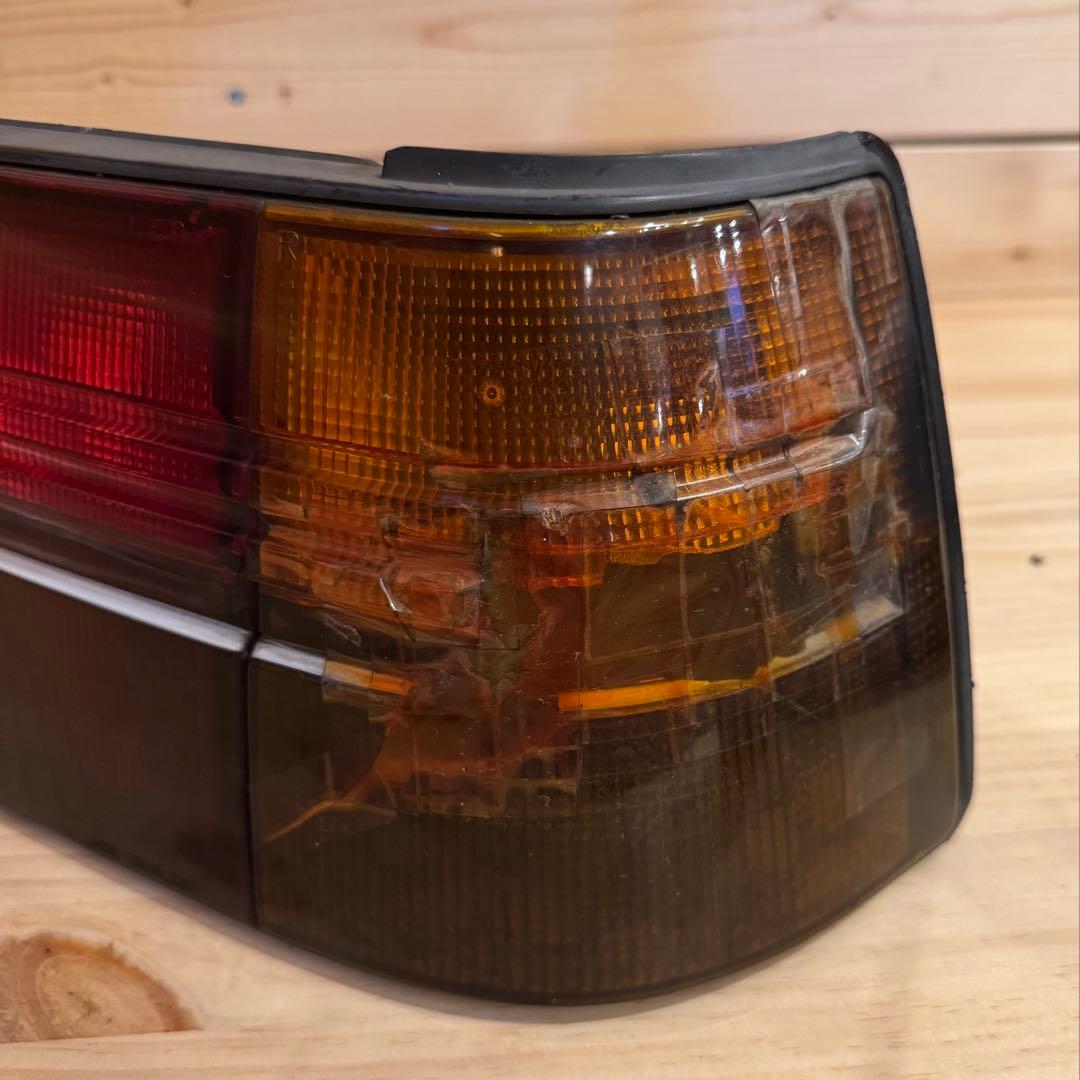 【期間限定SALE】AE86 レビン 後期 テール レンズ (右) 2ドア