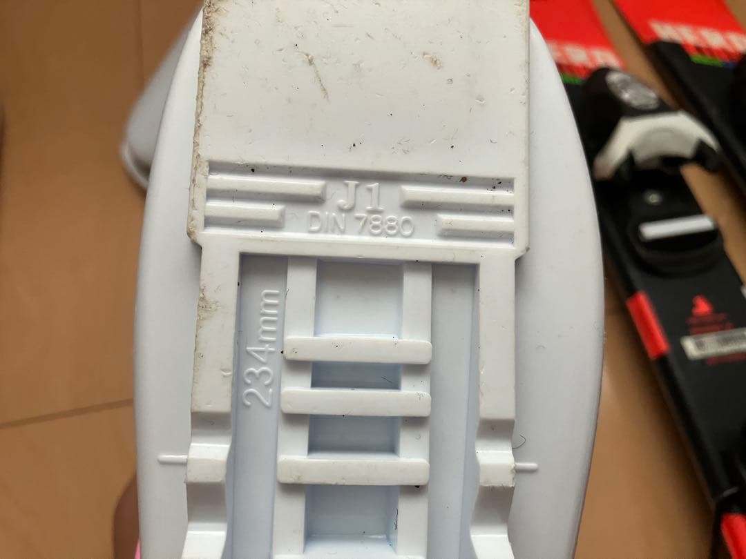 ROSSIGNOL HERO スキー板 80cmとブーツの セット