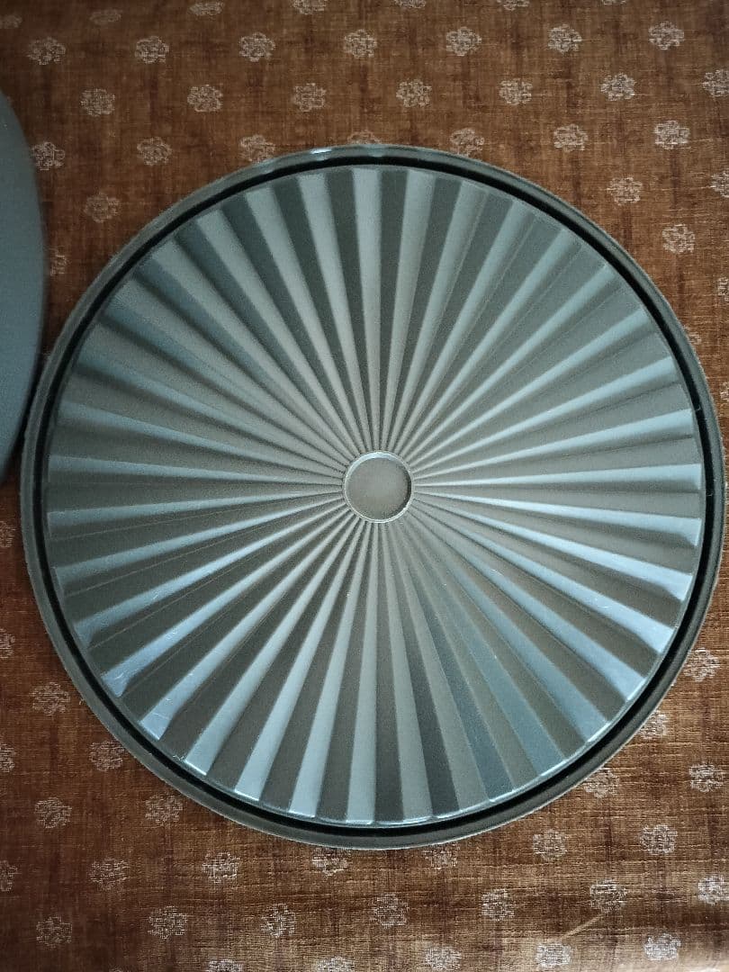 タッパーウェア　マキシクイーンデコレーター　 １１L 　グレー