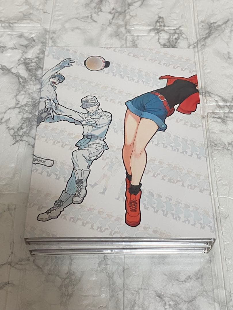 完全生産限定版　はたらく細胞 アニメBlu-ray6点セット➕イラストブック集付