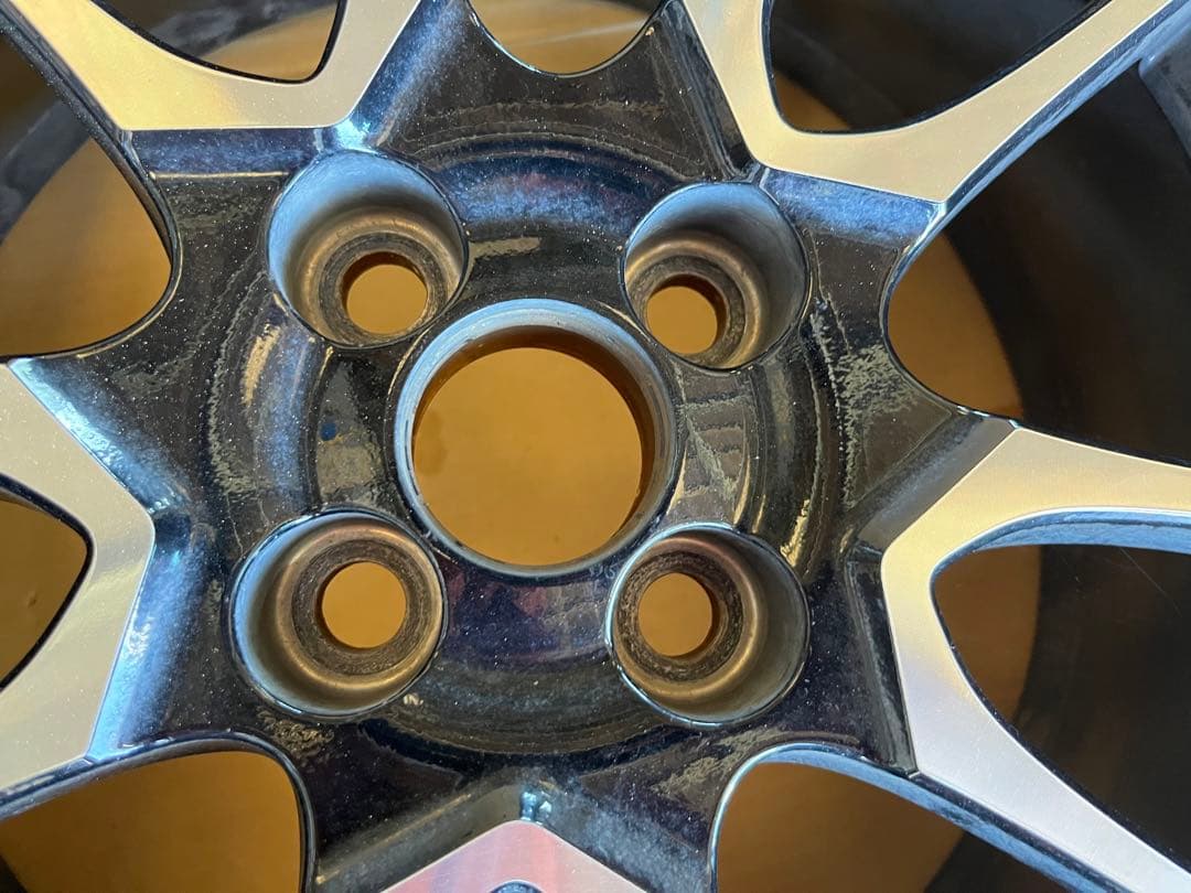 【G'sアクア】アルミホイール　17インチ