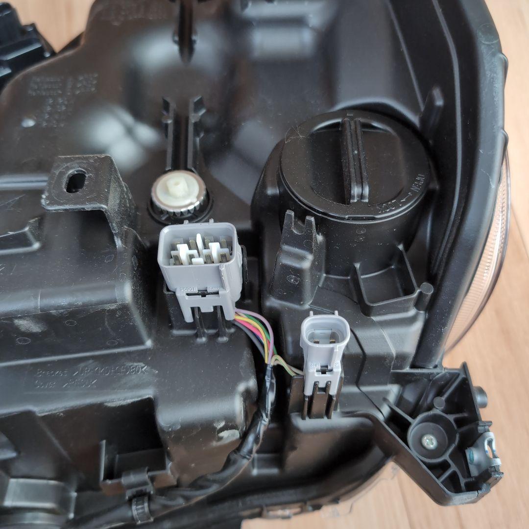 キャンバス　ヘッドライト　右