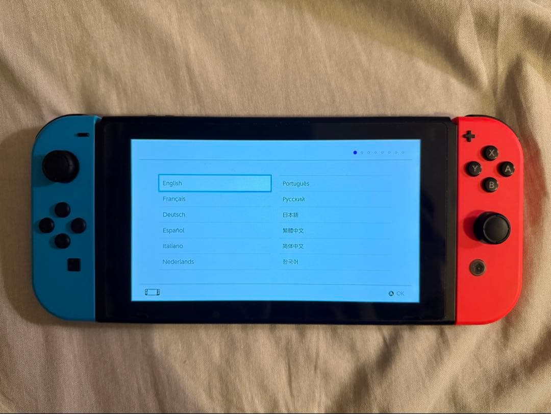 Switch本体・周辺機器+ ソフト10本など