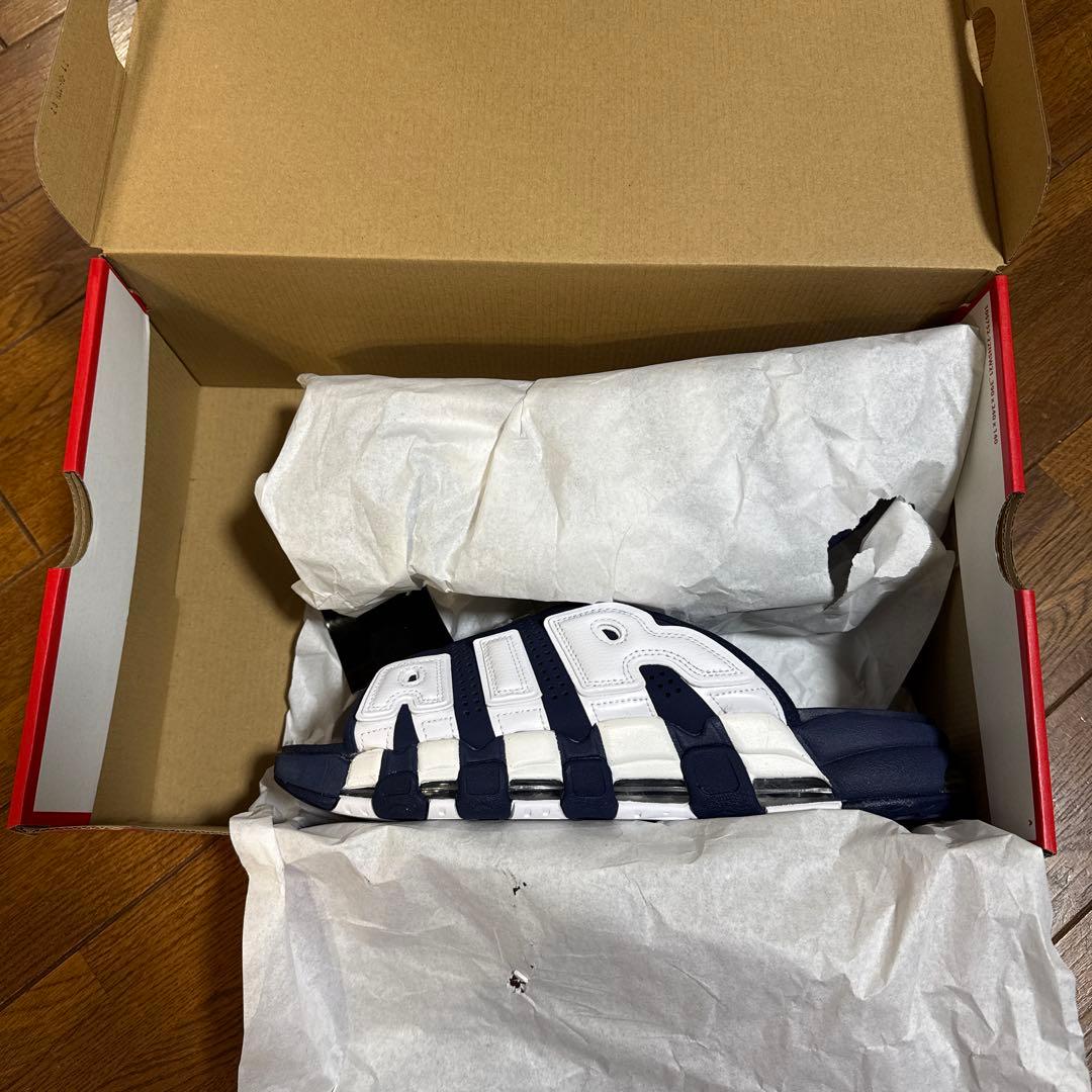 Nike AIR MORE UPTEMPO SLIDE 新品タグ付き