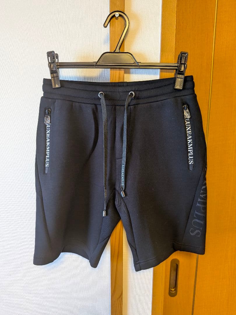 【新品】LUXE AKM PLUS 軽量スウェットバックロゴパーカーセットアップ