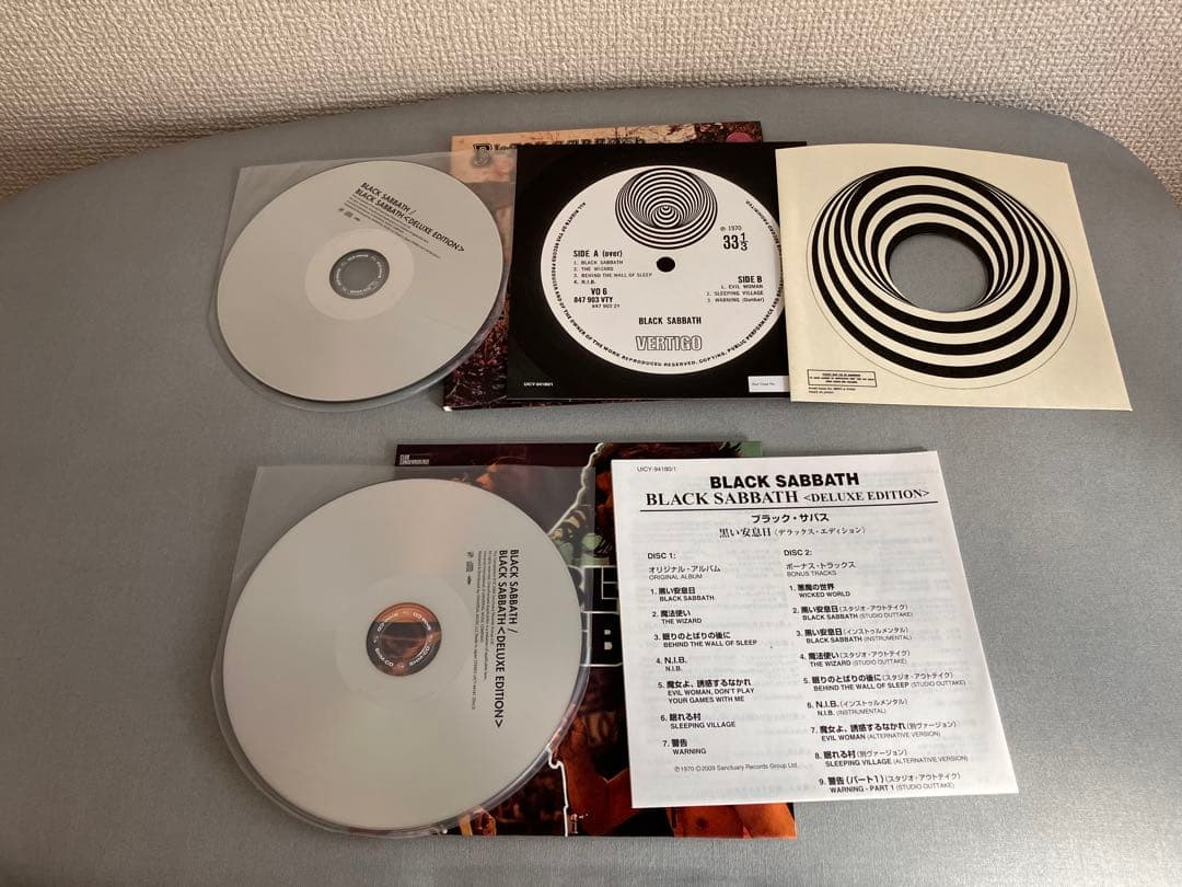 黒い安息日 デラックス・エディション 紙ジャケット ブラック・サバス SHMCD