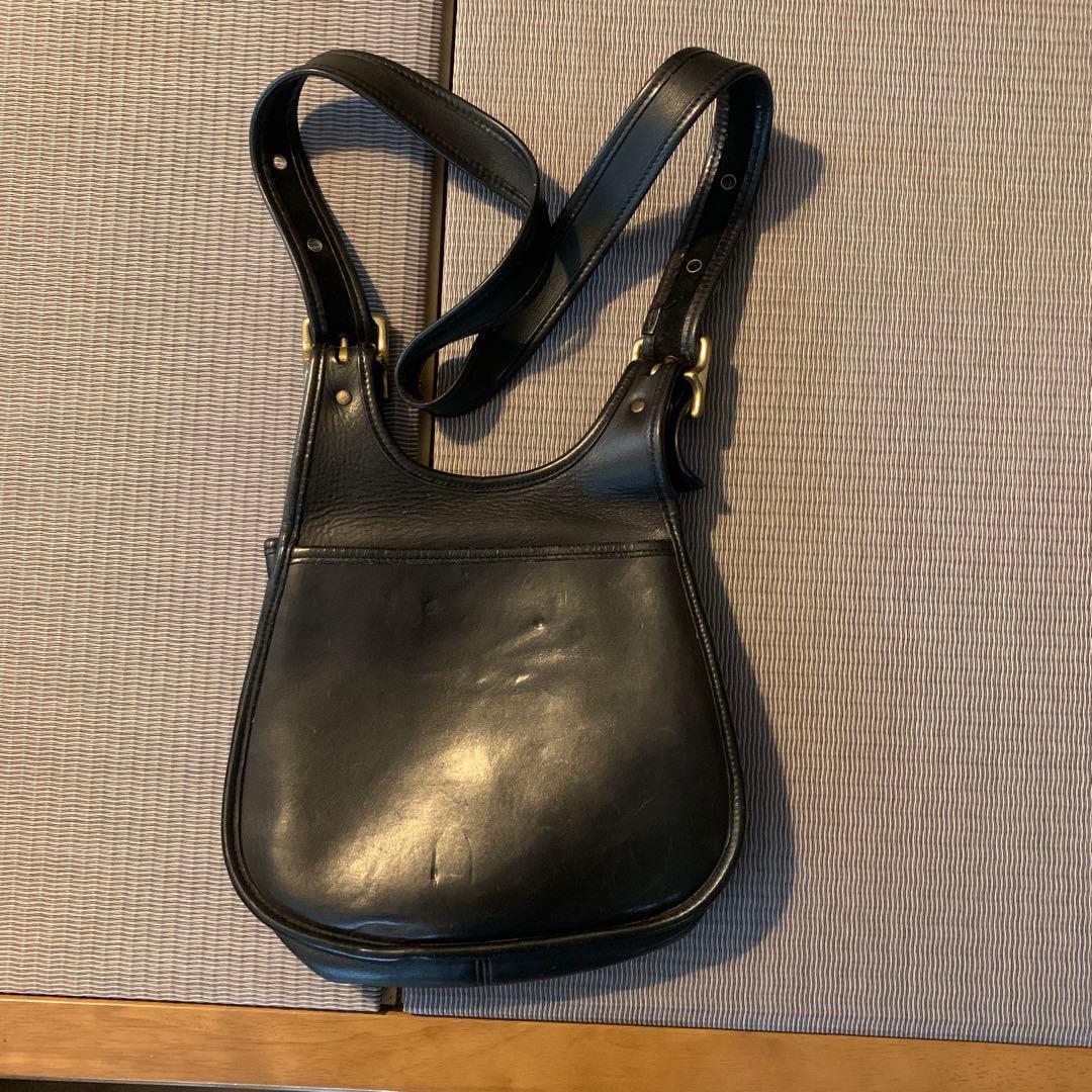 Old COACHブラックレザーショルダーバッグ