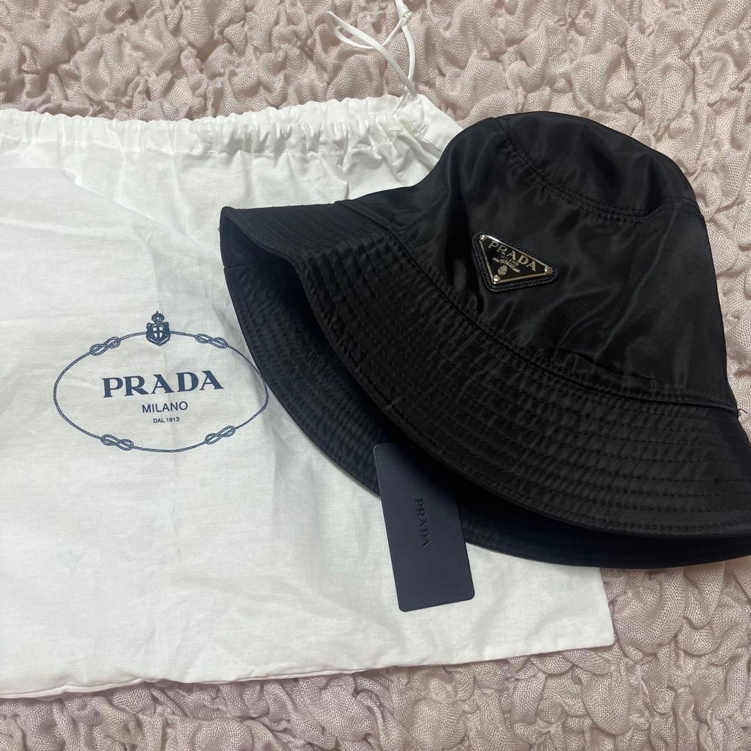 PRADA ブラック ナイロンバケットハット Mサイズ　新品