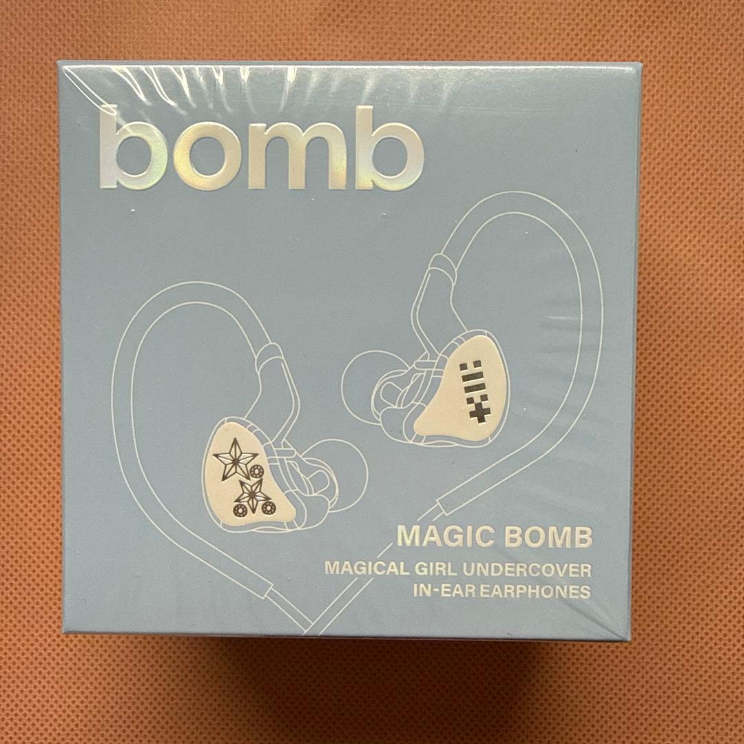 K-POP・アジア ILLIT 3rd Mini Album bomb Merch ver