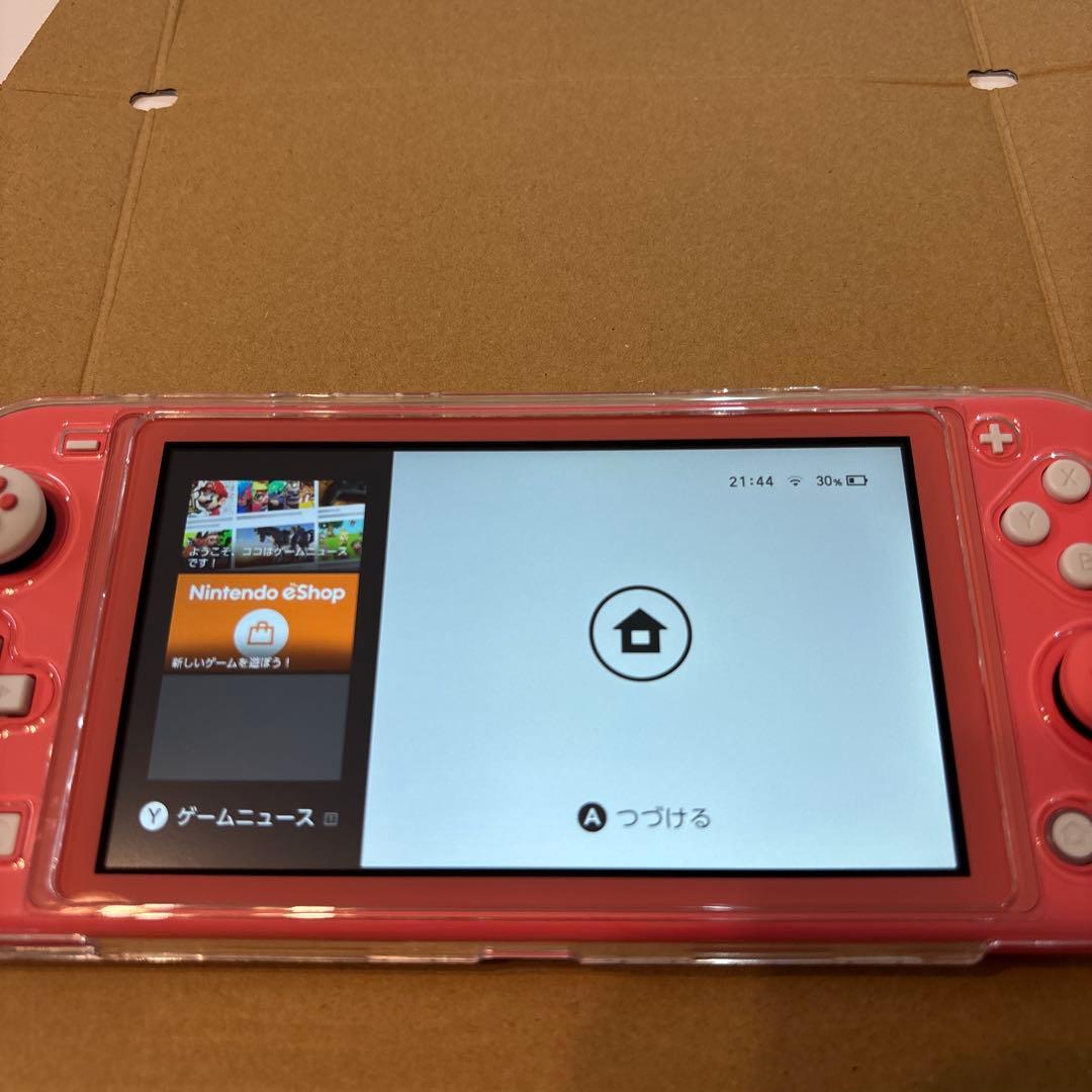 Nintendo Switch Lite ピンク 肉球デザイン　クリアカバー