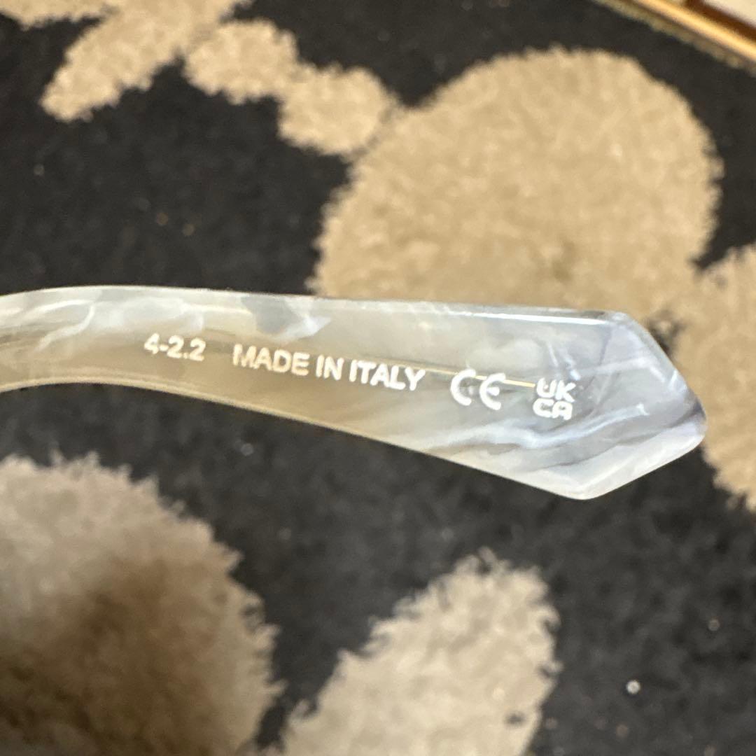 マーブルグレー スクエア型サングラス