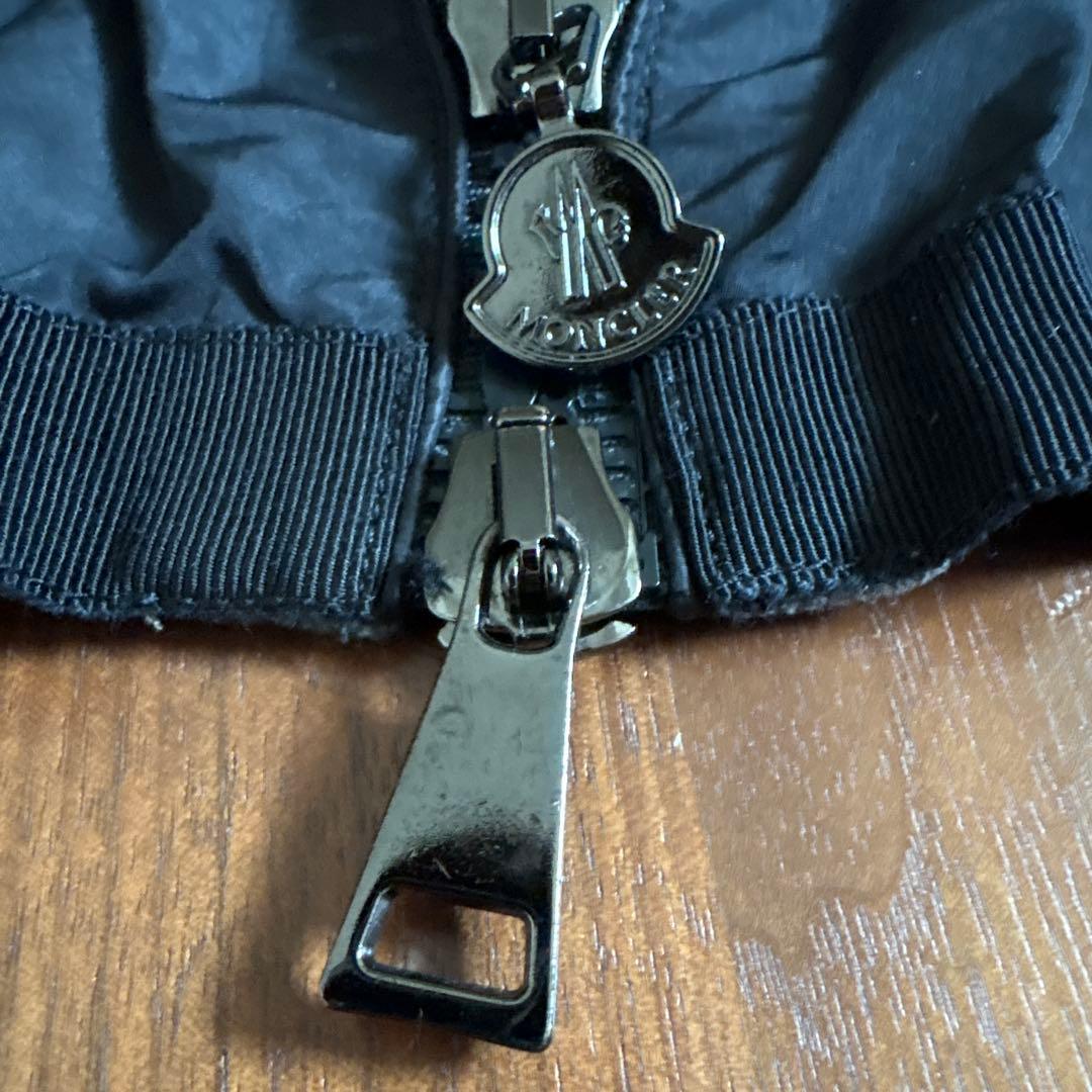 モンクレール　ダウンニット