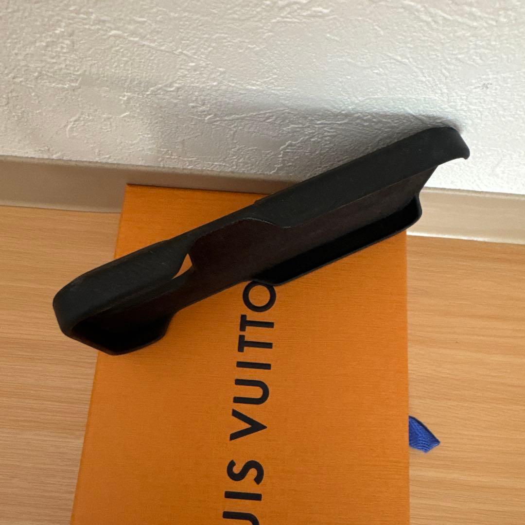 ルイヴィトン モノグラム iPhone15Pro バンパー　ケース　付属品付き