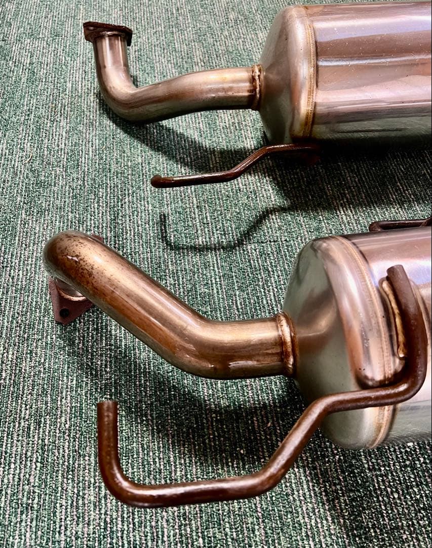 STIゲノムマフラー　2本だしマフラーBL5後期