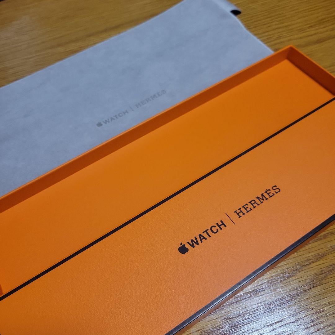 【お盆セール】apple watch HERMES ドゥブルトゥール フォーヴ