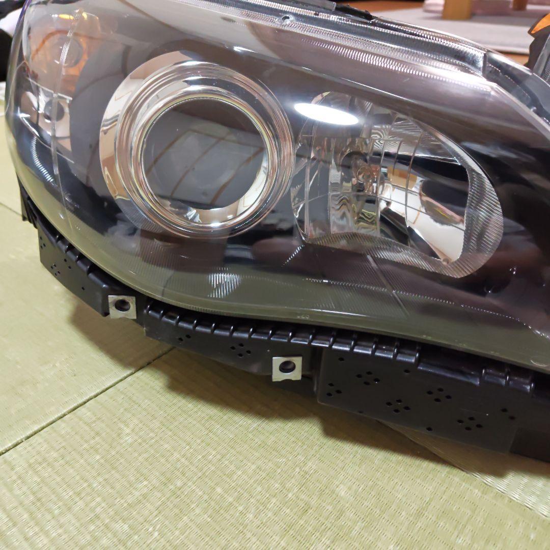 スバルインプレッサWRXSTI　GV.GR.GH系新車外しヘッドライト