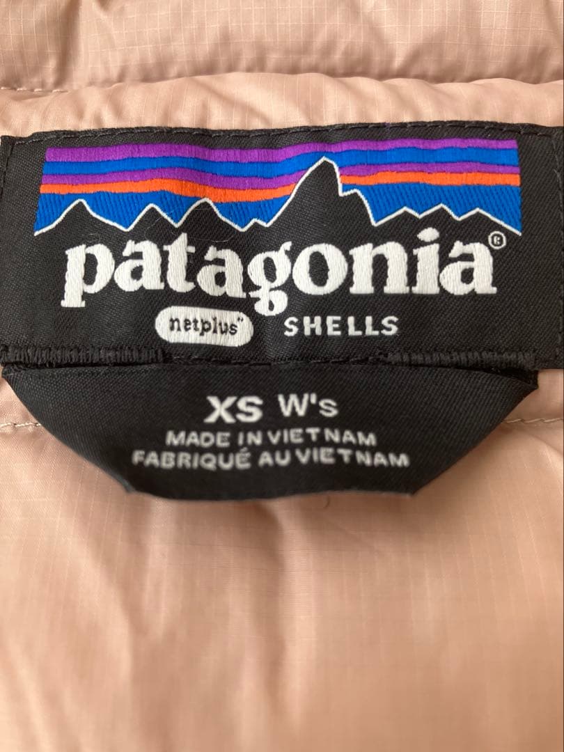patagonia ダウンベスト XS 薄い茶色　美品