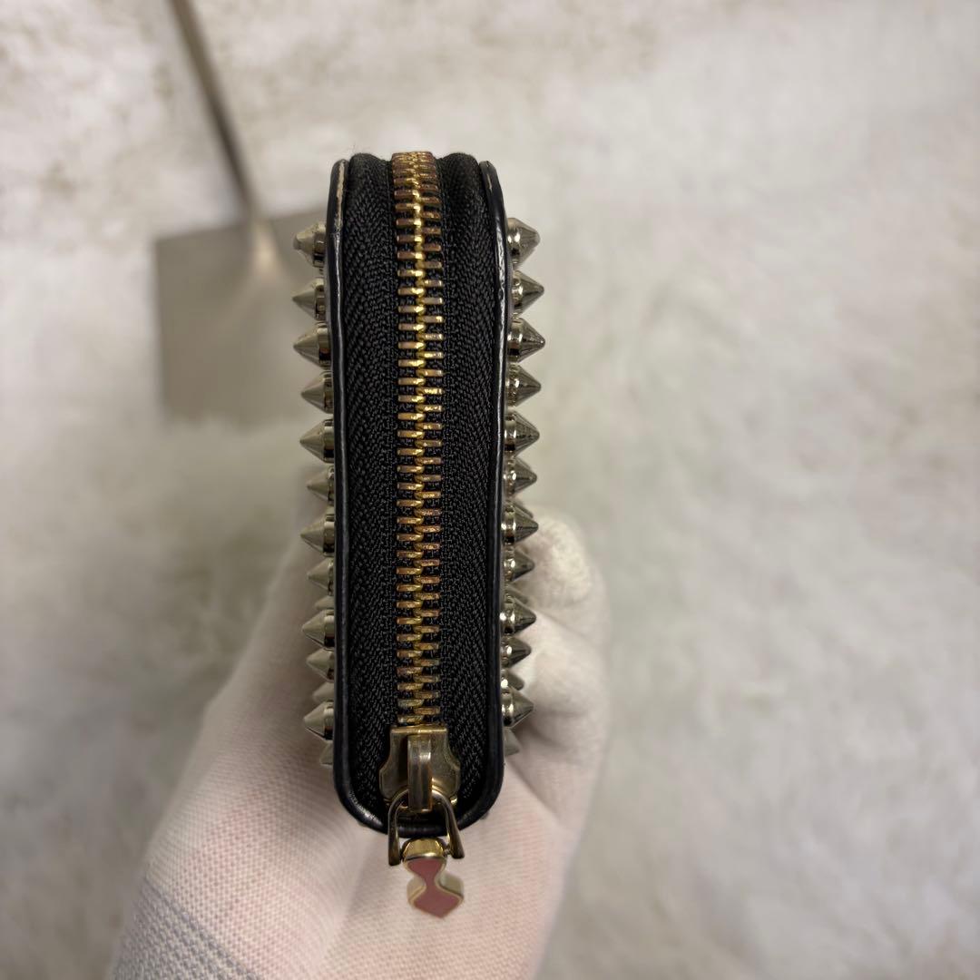 クリスチャンルブタンパネトーネ グラデーションスタッズ ラウンドジップ長財布