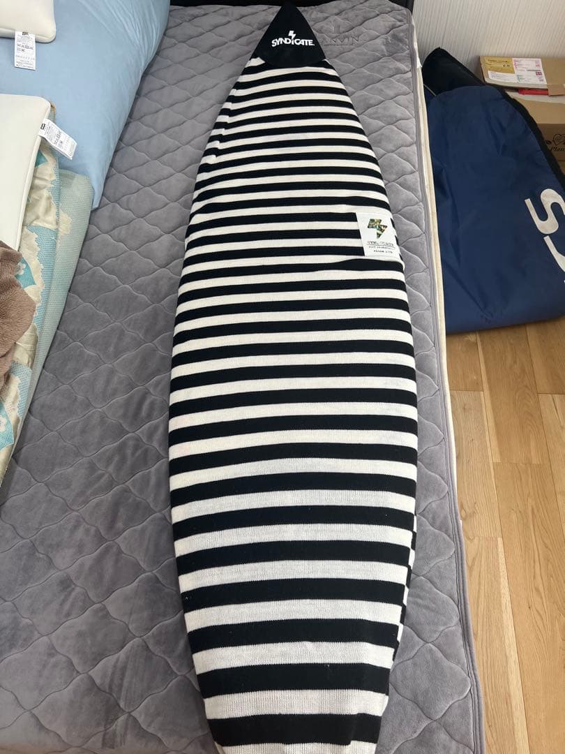 チリショートボード 5'11\" ニットケース付き　値段交渉あり