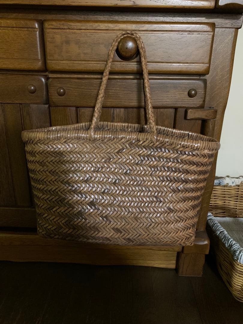 ドラゴン?Dragon? 革編み込みかごバッグ 45R好きさんにも 中古美品 大