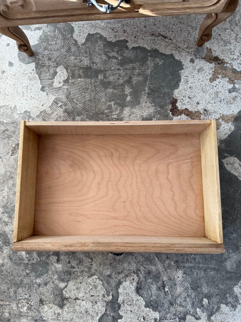 ビンテージ 4段チェスト 猫脚 剥離