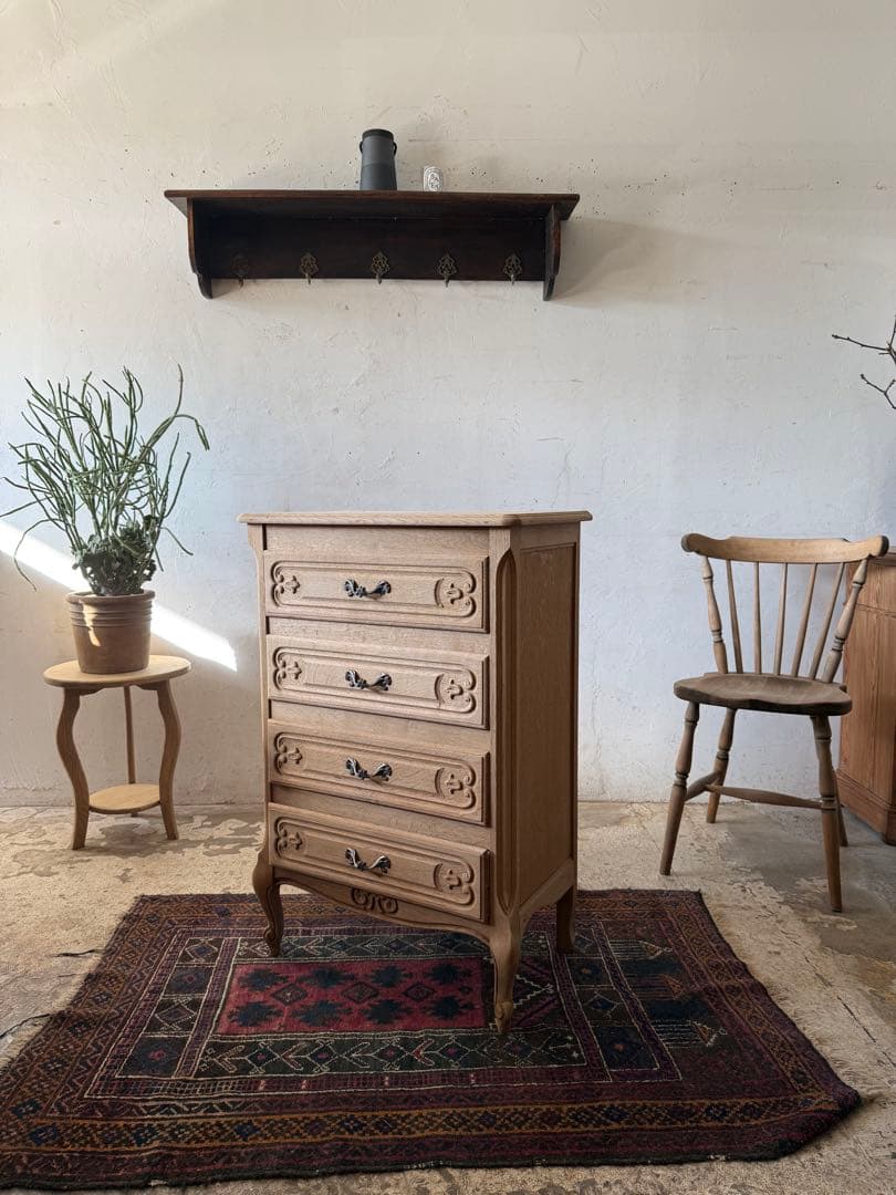 ビンテージ 4段チェスト 猫脚 剥離