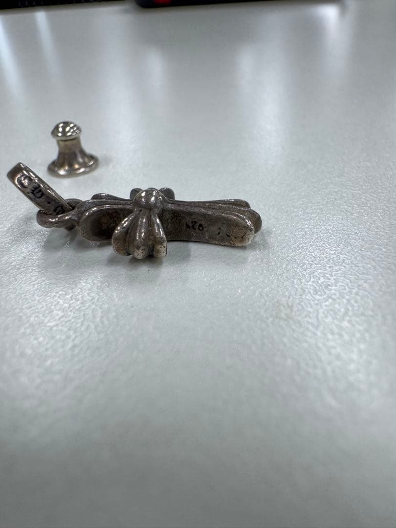 クロムハーツ CHクロスベビーファットドロップ ダイヤ付き ピアス　片耳用