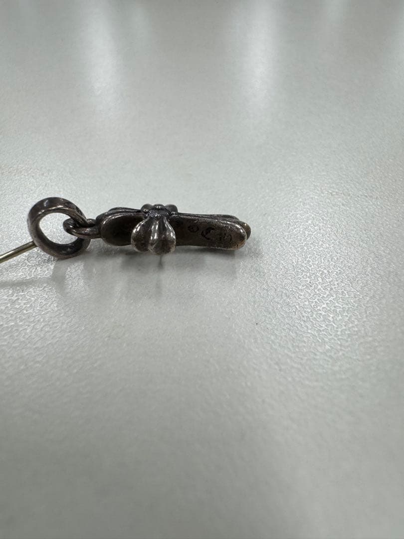 クロムハーツ CHクロスベビーファットドロップ ダイヤ付き ピアス　片耳用