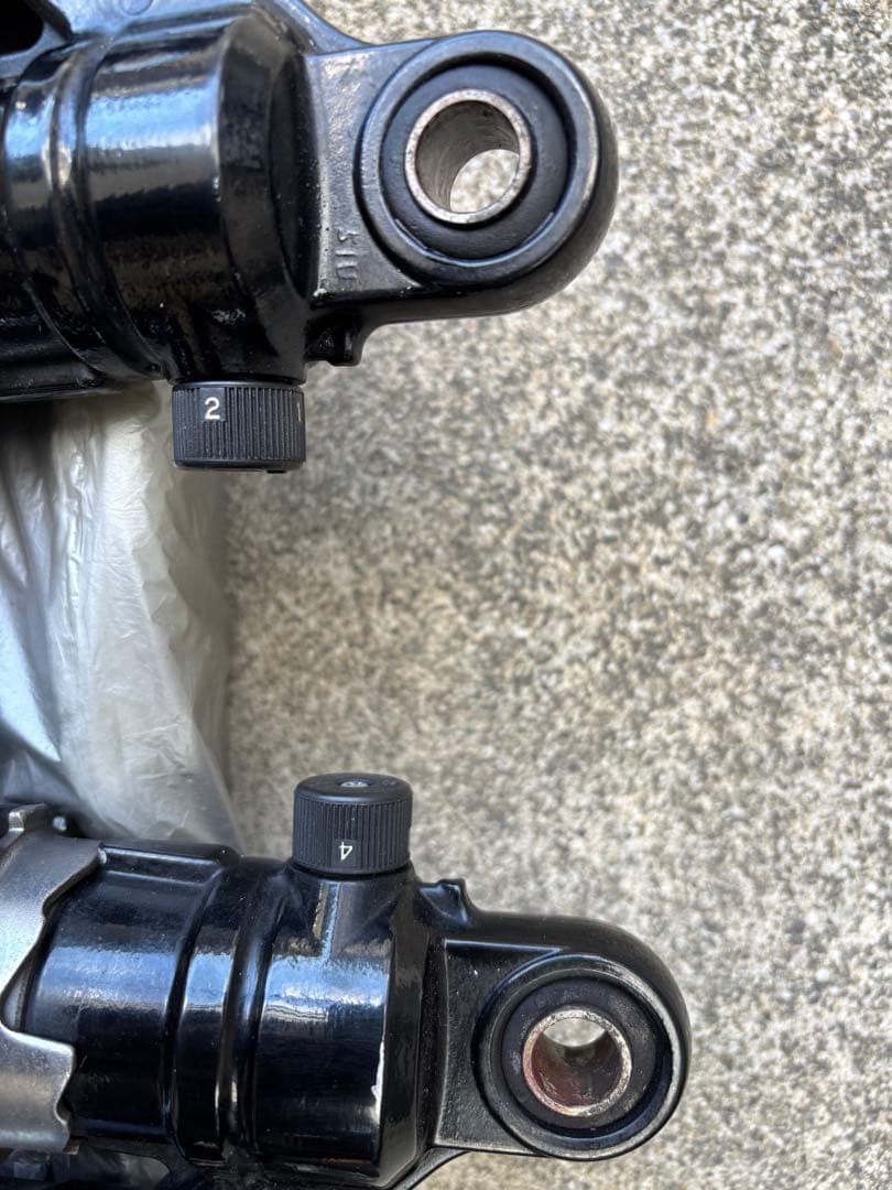 ZRX1200 純正リアサスペンション