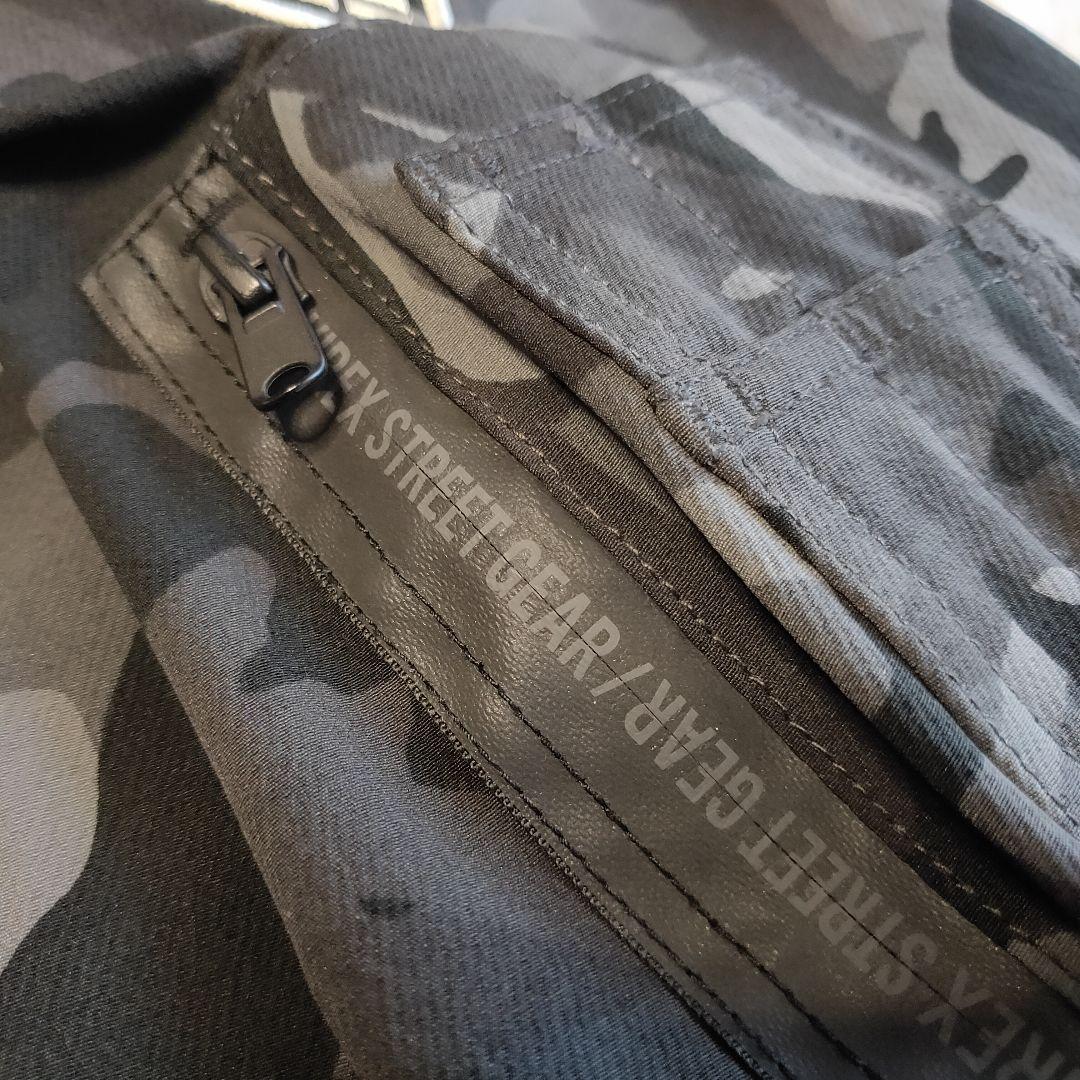 【美品】AVIREX MA-1 ミリタリージャケット 迷彩 ブラック 刺繍