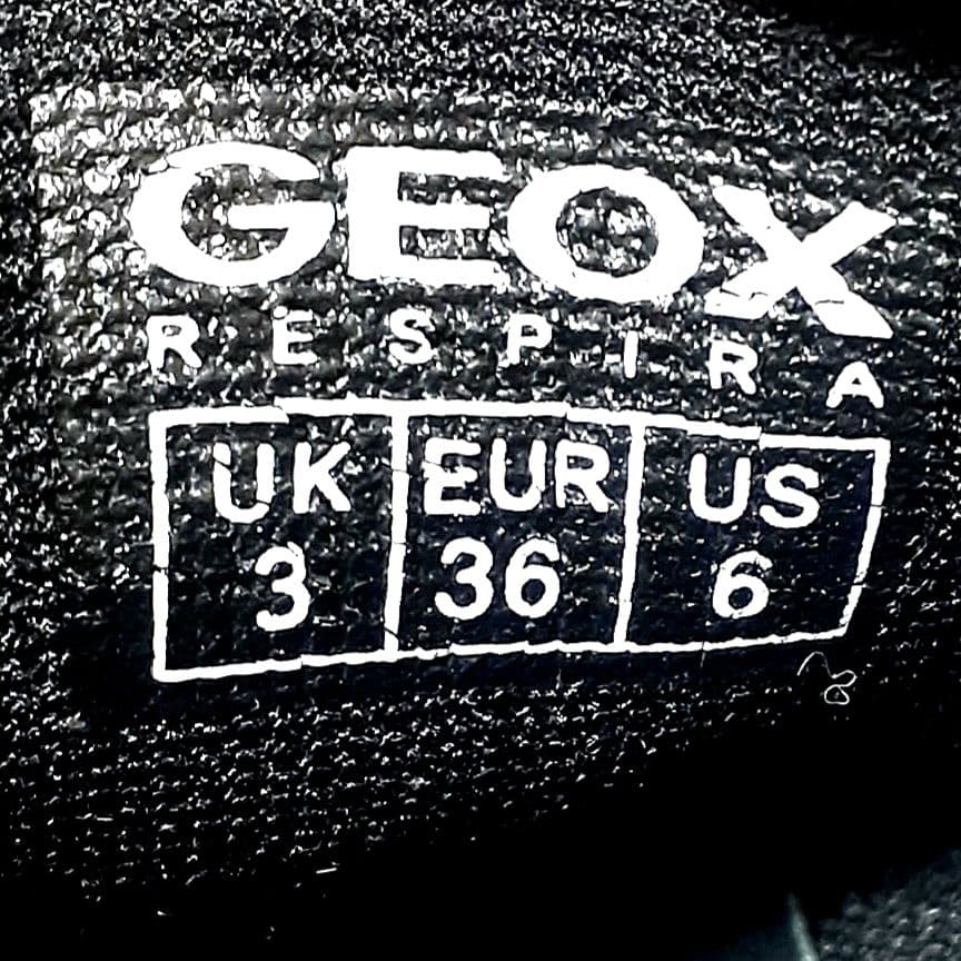 専用 限定⭐GEOX✫本革 スタッズ✫グリッター スニーカー 36 黑 入手困難