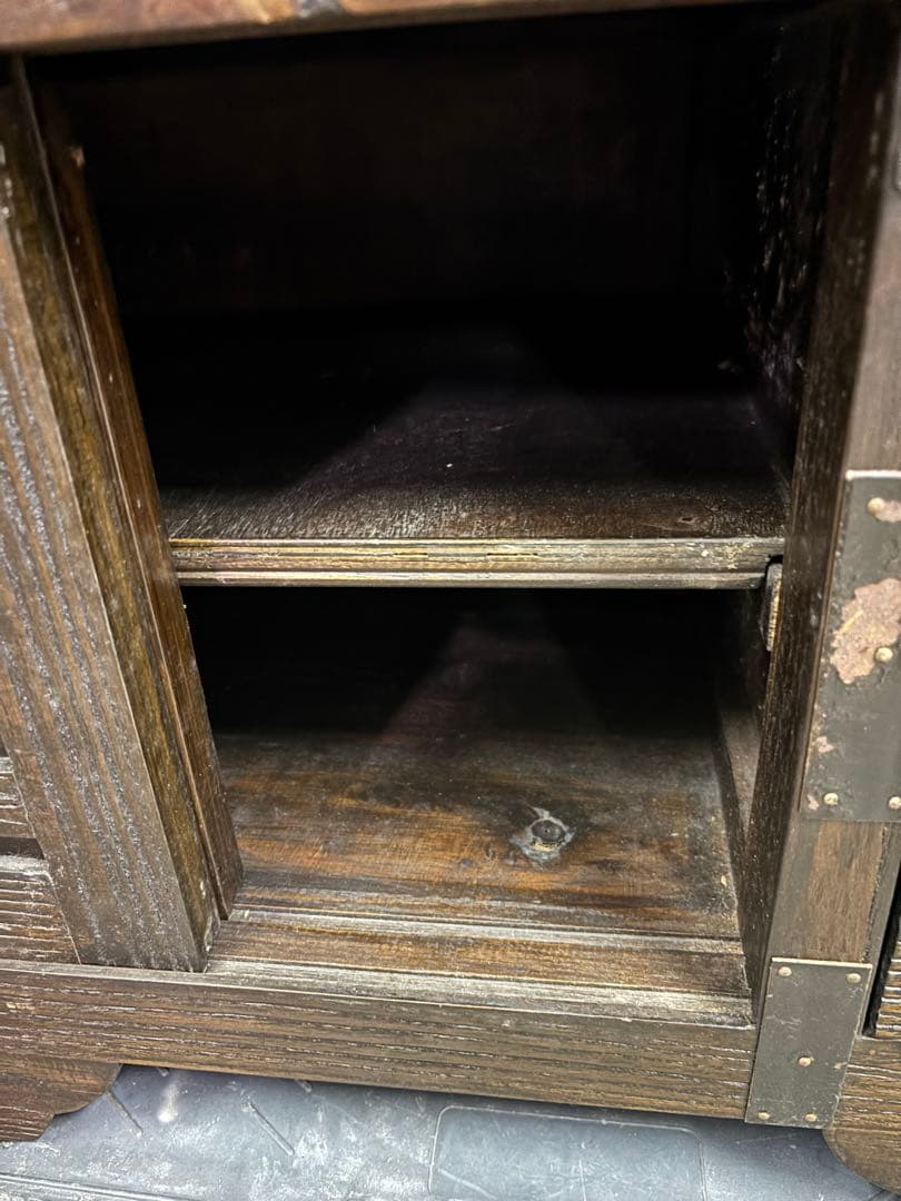 希少な日本製 車箪笥 時代箪笥