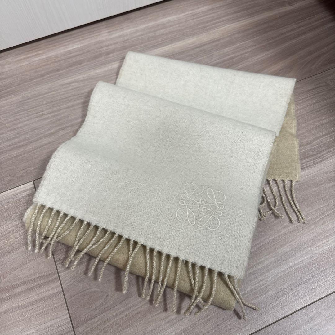 LOEWE リバーシブルマフラー（アイボリー×ベージュ）